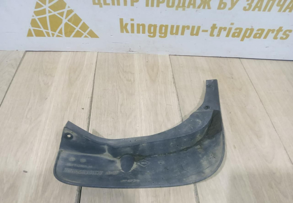 Брызговик задний левый бу Renault Duster OEM 788136387R