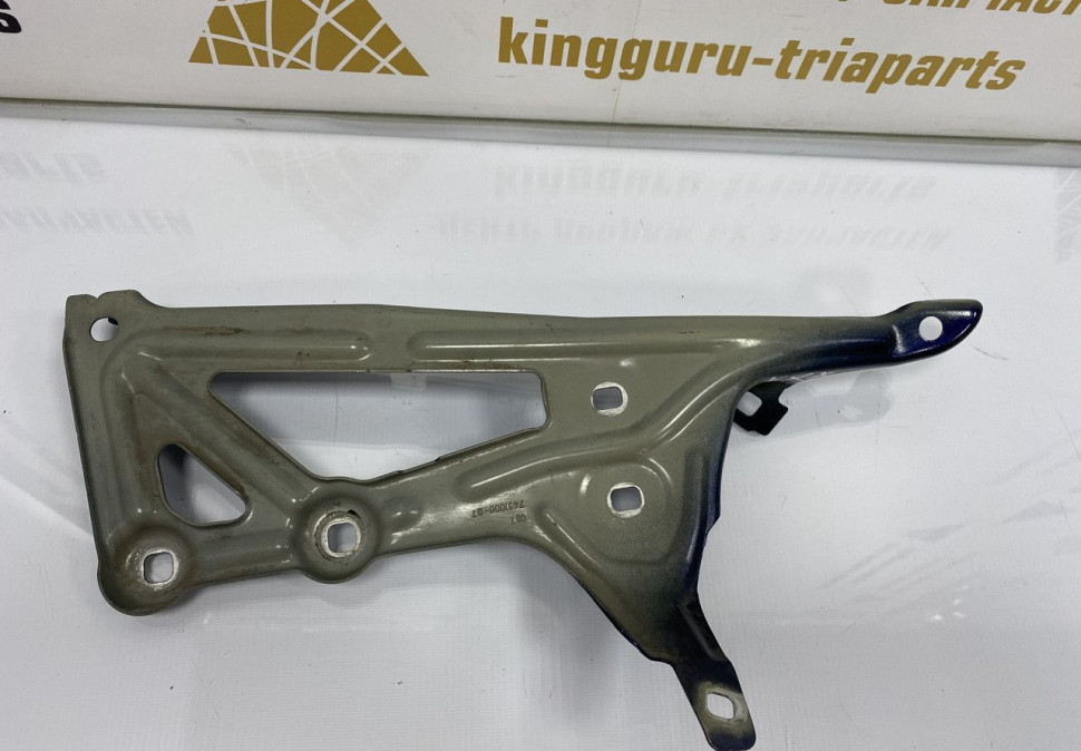 Кронштейн крыла правый BMW X2 F39 OEM 41007956404 7431008 Кронштейн крыла правый BMW X2 F39 OEM 41007956404 7431008