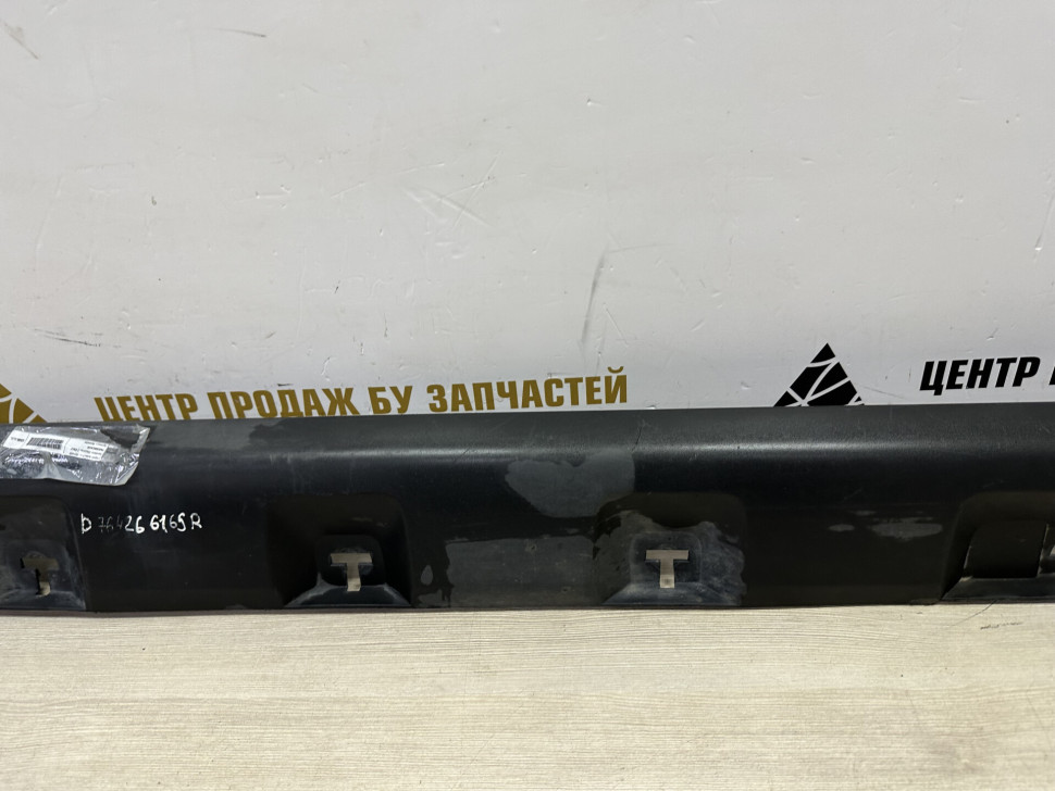 Порог правый бу Renault Sandero Stepway 2 OEM 764266165R Порог правый бу Renault Sandero Stepway 2 OEM 764266165R