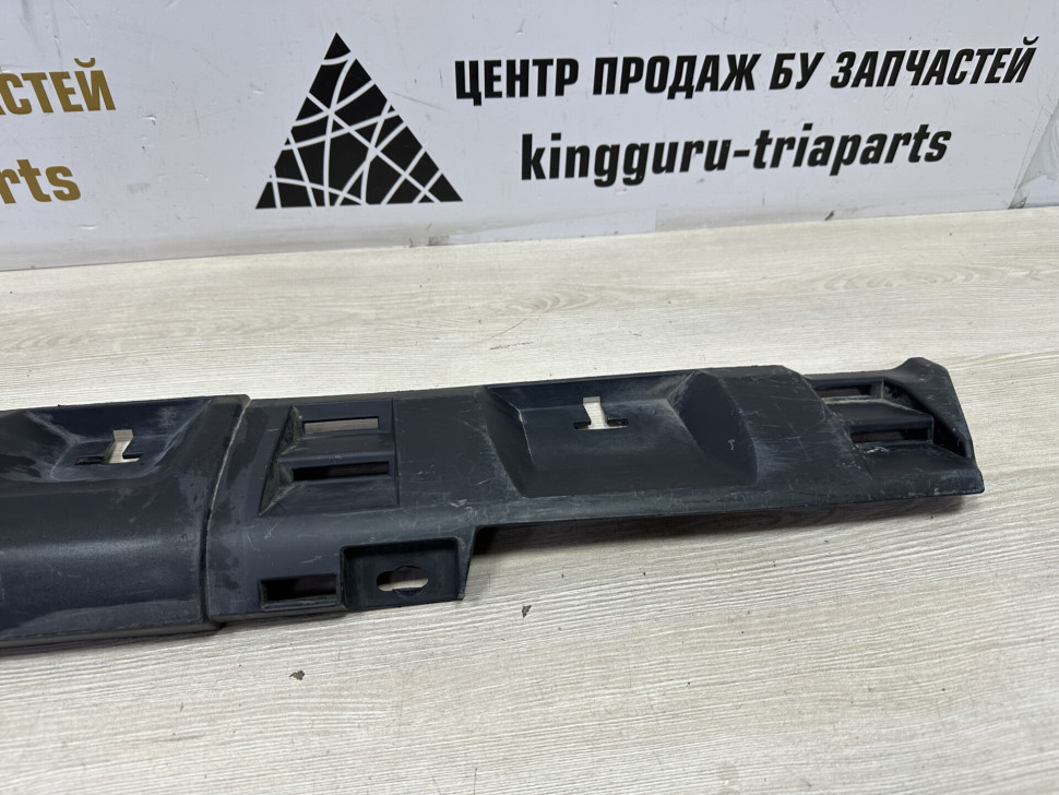 Порог правый бу Renault Sandero Stepway 2 OEM 764266165R Порог правый бу Renault Sandero Stepway 2 OEM 764266165R