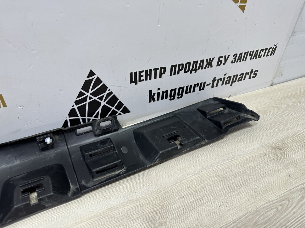 Порог правый бу Renault Sandero Stepway 2 OEM 764266165R Порог правый бу Renault Sandero Stepway 2 OEM 764266165R