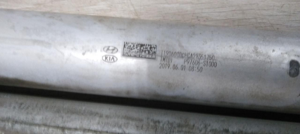 Радиатор кондиционера Hyundai Santa Fe 4 дизель oem 97606S1000 Радиатор кондиционера Hyundai Santa Fe 4 дизель oem 97606S1000