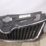 Решетка радиатора бу Skoda Rapid OEM 5JA853668