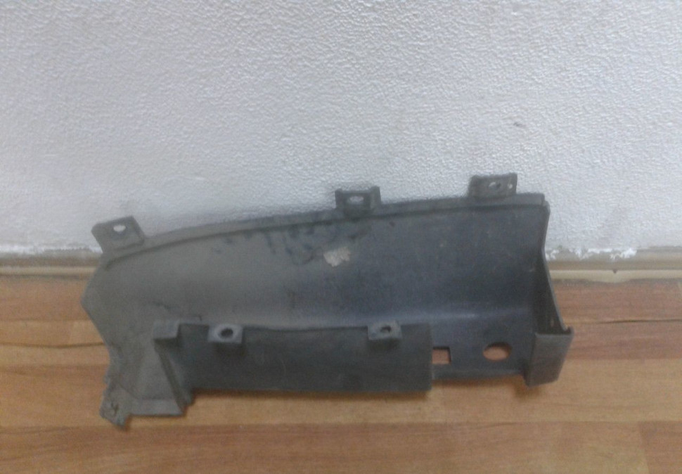 Клык заднего бампера Fiat Ducato 3 oem 1305761070 (скл-3)