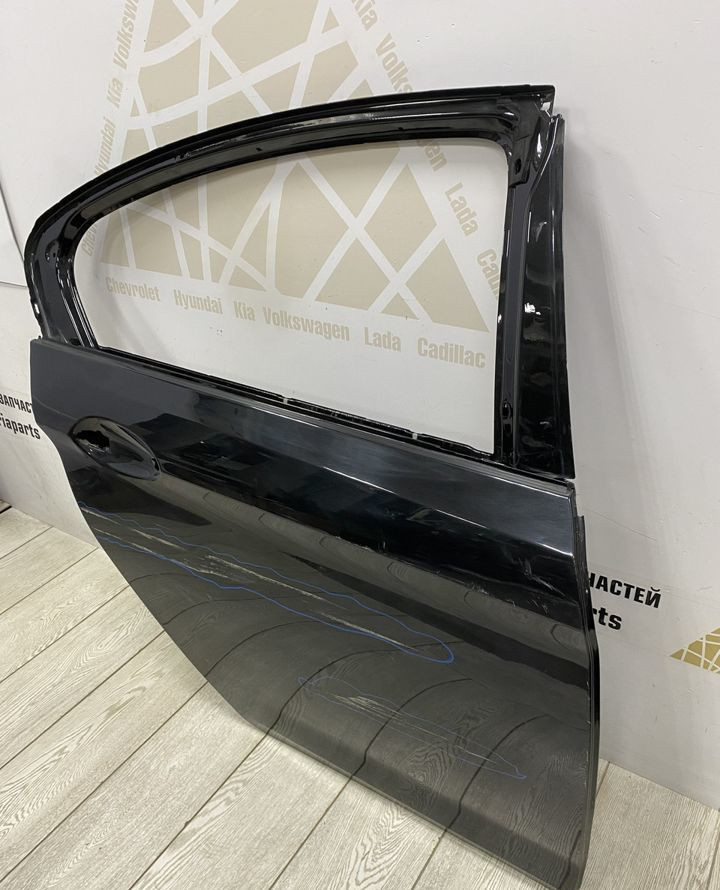Дверь задняя правая BMW 5 G30 OEM 41007408964