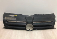 Решетка радиатора Volkswagen Transporter T6 / Multivan oem 7e0853653 (мал.трещ.)