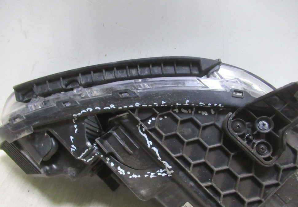 Фара левая (галоген) Hyundai Solaris 2 oem 92101h5000 Фара левая (галоген) Hyundai Solaris 2 oem 92101h5000