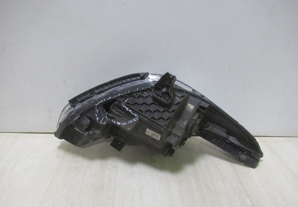 Фара левая (галоген) Hyundai Solaris 2 oem 92101h5000 Фара левая (галоген) Hyundai Solaris 2 oem 92101h5000