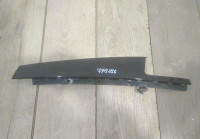 Накладка передней правой двери бу BMW X1 F48 OEM 51337349651, 7349676