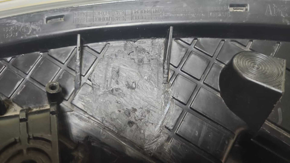 Фара правая Kia Ceed 2 (12>) (паян корпус) oem 92102a2220 Фара правая Kia Ceed 2 (12>) (паян корпус) oem 92102a2220