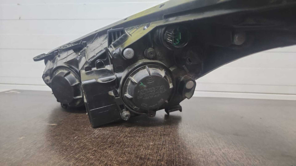 Фара правая Kia Ceed 2 (12>) (паян корпус) oem 92102a2220 Фара правая Kia Ceed 2 (12>) (паян корпус) oem 92102a2220