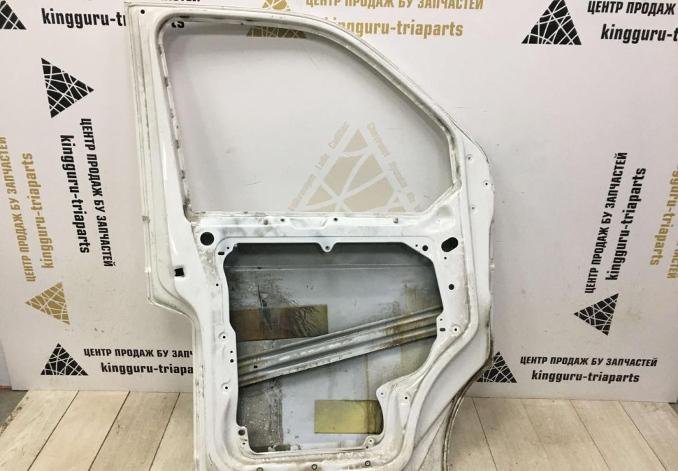 Дверь передняя левая Volkswagen Transporter T6 2015 oem 7E0831055C