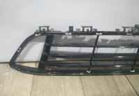 Решетка переднего бампера бу BMW X1 F48 OEM 51117383353
