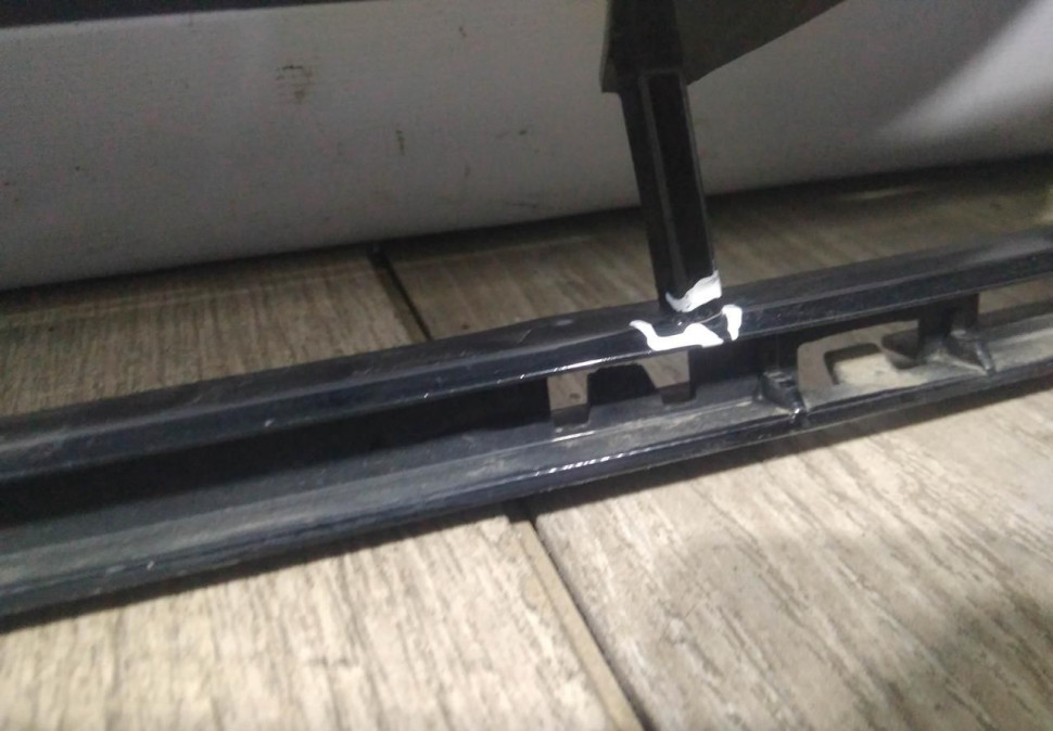 Решетка переднего бампера бу BMW X1 F48 OEM 51117383353 Решетка переднего бампера бу BMW X1 F48 OEM 51117383353