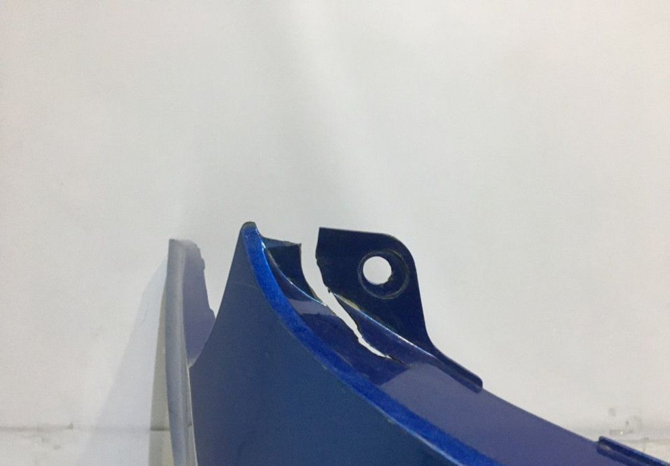 Бампер задний Lada Granta oem 21910280301501 (трещины) (скл-3) Бампер задний Lada Granta oem 21910280301501 (трещины) (скл-3)