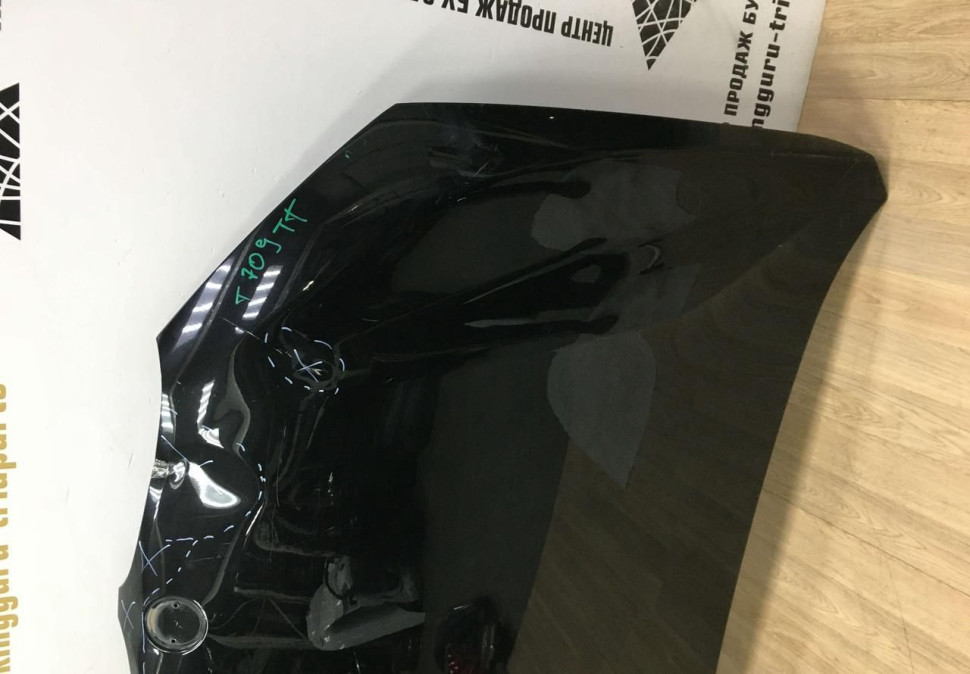 Капот BMW X1 F48 OEM 41007463772