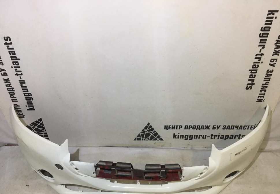 Бампер передний Peugeot 208 oem 9810513777 (скл-3) Бампер передний Peugeot 208 oem 9810513777 (скл-3)