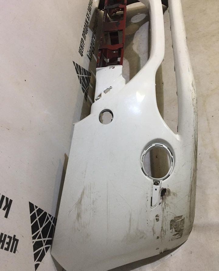 Бампер передний Peugeot 208 oem 9810513777 (скл-3) Бампер передний Peugeot 208 oem 9810513777 (скл-3)