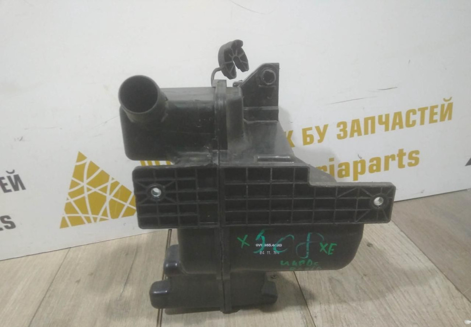 Бачок омывателя бу Skoda Rapid OEM 6R0955453D