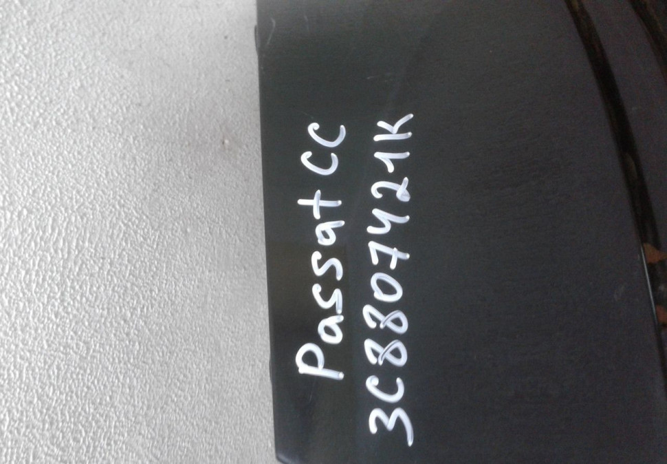 Бампер задний Volkswagen Passat CC oem 3c8807421k (трещина)