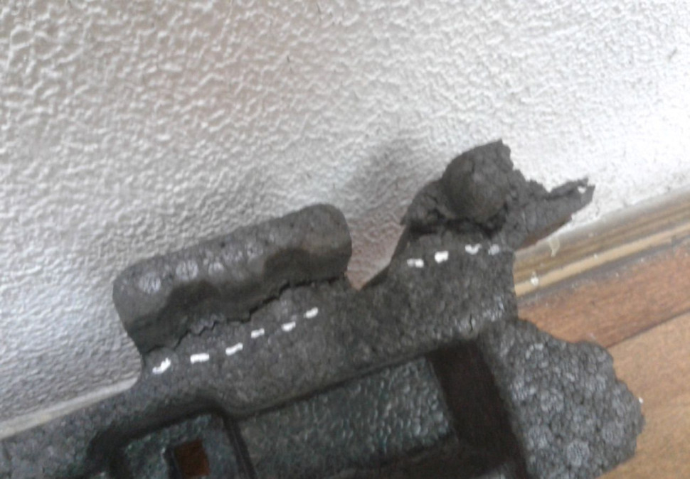 Абсорбер переднего бампера Hyundai Solaris 2 oem 86520H5000 (слом часть) Абсорбер переднего бампера Hyundai Solaris 2 oem 86520H5000 (слом часть)