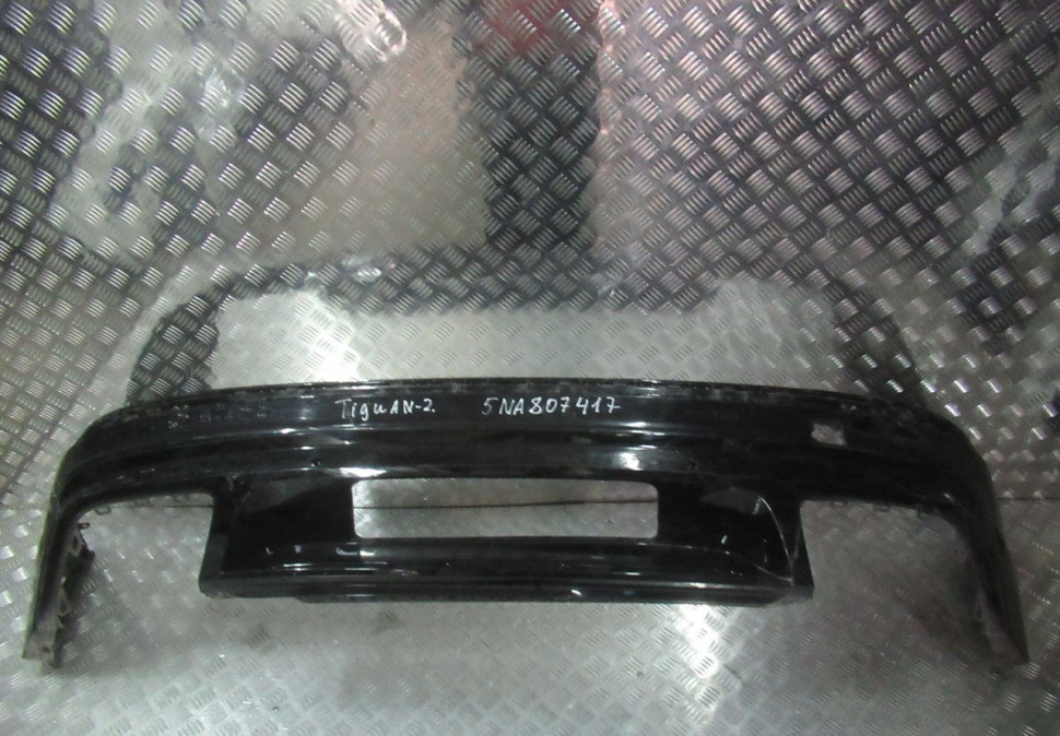 Спойлер заднего бампера Volkswagen Tiguan 2 R-Line oem 5na807521