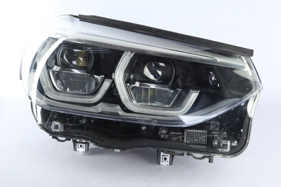 Фара ЛЭД LED адаптив правая бу BMW X3 G01 OEM 63117466126