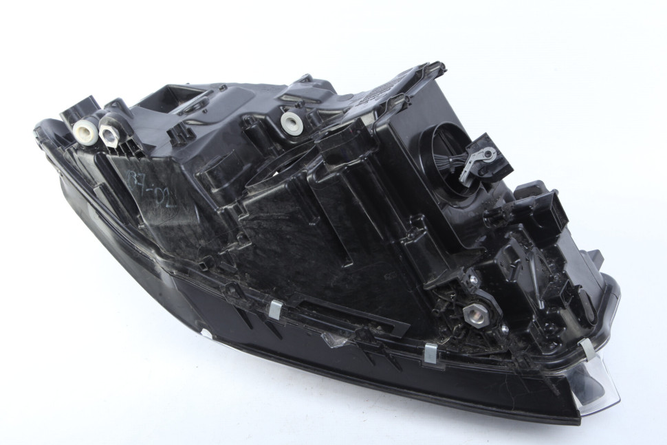 Фара ЛЭД LED адаптив правая бу BMW X3 G01 OEM 63117466126