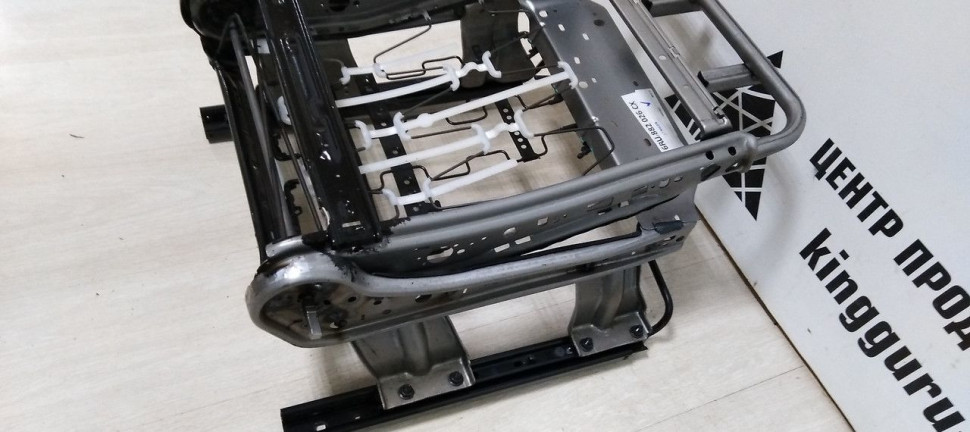Каркас сиденья и спинки  Volkswagen Polo 5  oem 6RU882026C
