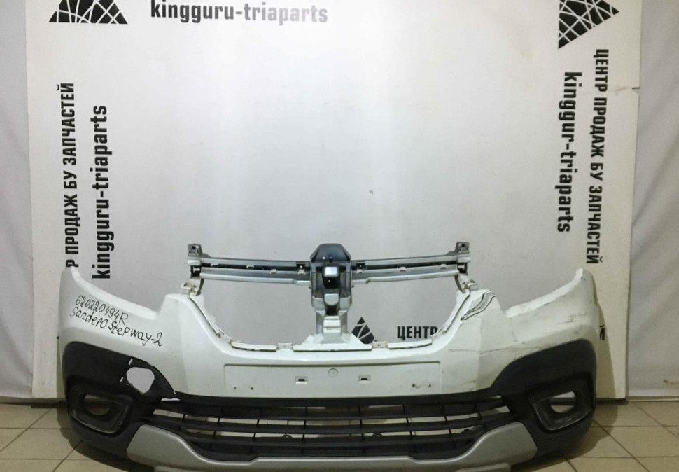 Бампер передний Renault Sandero Stepway 2 рестайлинг OEM 620220494R (скл-3)