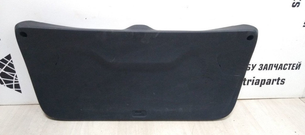 Накладка крышки багажника Hyundai Creta oem 81750m0000 (скл3)