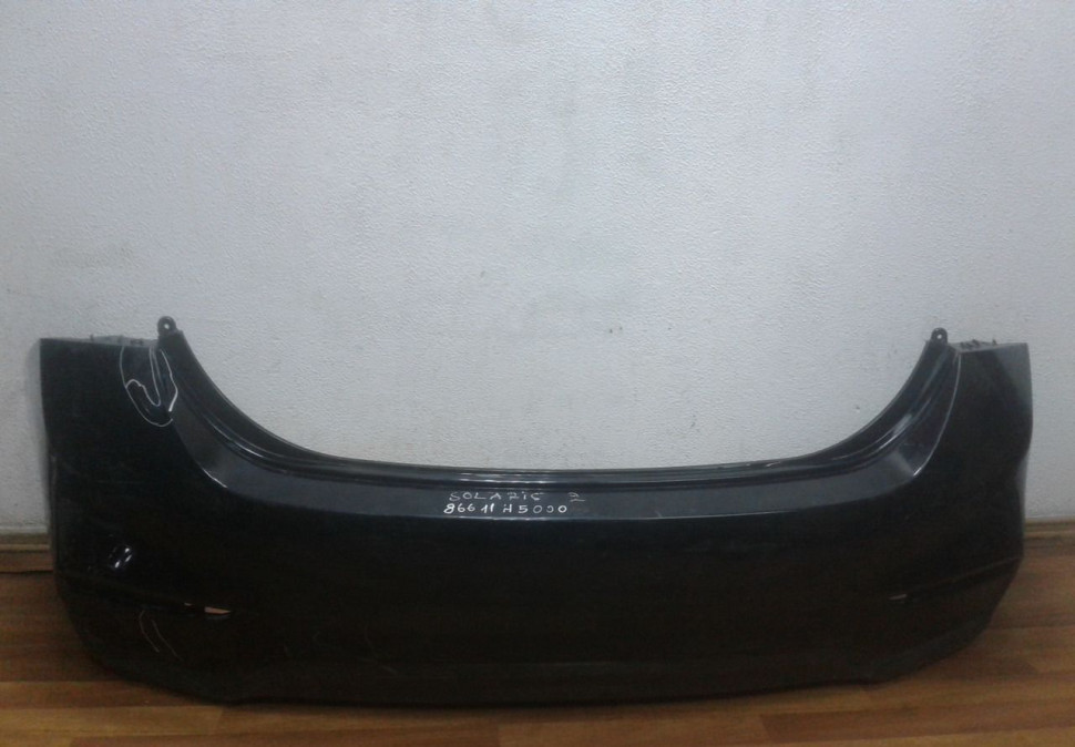 Бампер задний Hyundai Solaris 2 oem 86611h5000 (трещины)