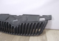 Решетка радиатора бу Skoda Fabia 2 OEM 5J0853668C