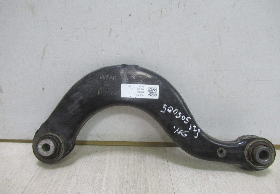 Рычаг задний верхний Volkswagen Golf 7 OEM 5Q0505323c