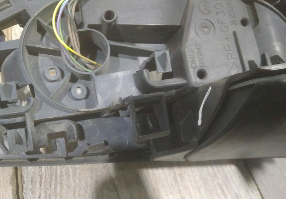 Корпус зеркала правый бу Renault Megane 3 OEM 963012395R Корпус зеркала правый бу Renault Megane 3 OEM 963012395R