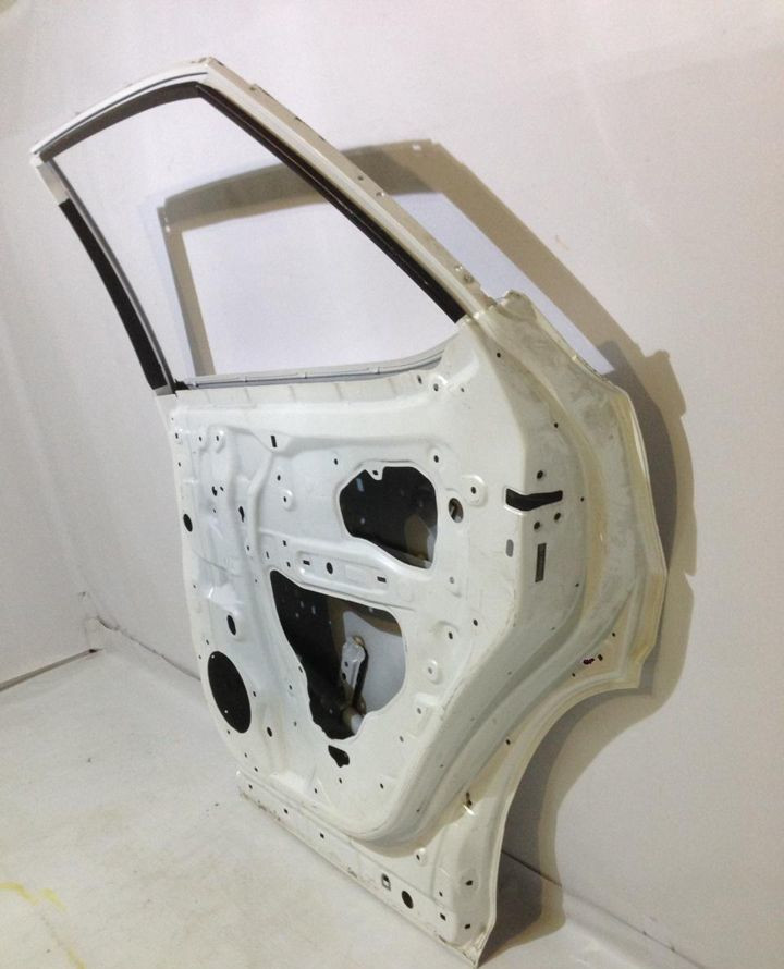 Дверь зад прав Lexus NX (скл-3) Дверь зад прав Lexus NX (скл-3)