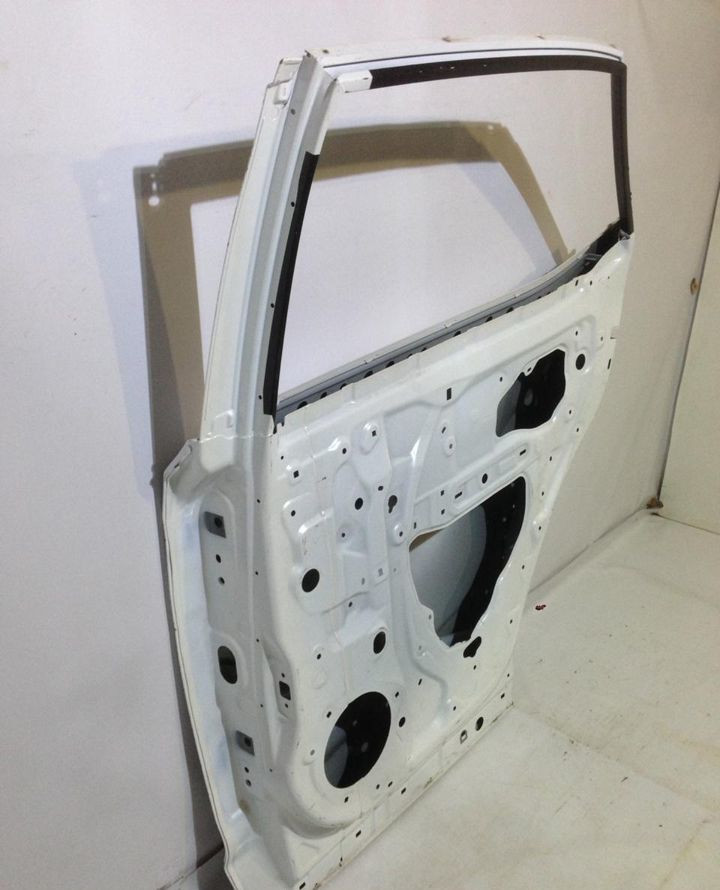 Дверь зад прав Lexus NX (скл-3) Дверь зад прав Lexus NX (скл-3)