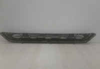 Решетка переднего бампера Volkswagen Tiguan 2 oem 5NA853677c