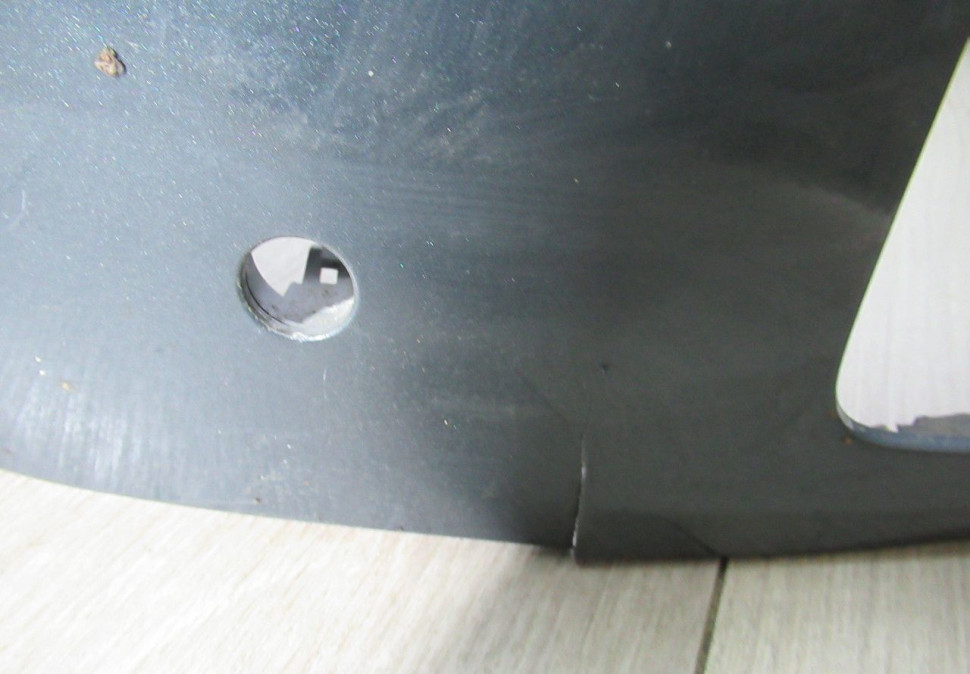 Бампер задний Kia Sorento 2 ХМ рест oem 866112P500 (трещина)