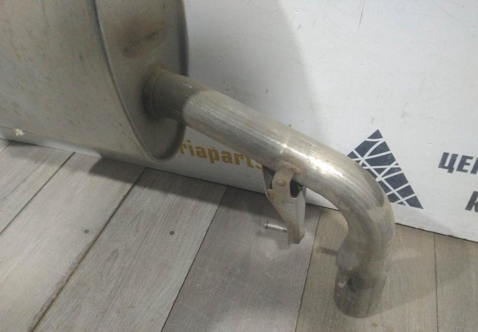 Глушитель бу BMW X3 G01 OEM 18308593764 Глушитель бу BMW X3 G01 OEM 18308593764