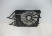 Диффузор вентилятора Volkswagen Polo oem 6RU121207B (слом.мал.часть)