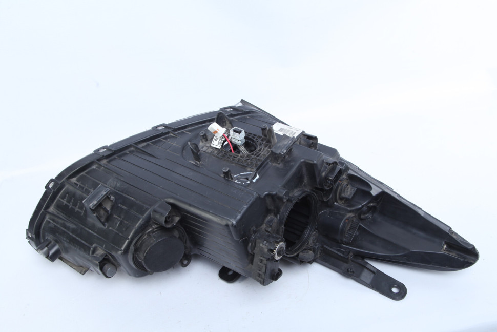 Фара левая Hyundai Santa Fe 3 дорестайлинг 2012-2015 oem 921012W205