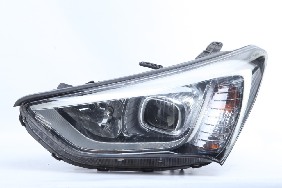Фара левая Hyundai Santa Fe 3 дорестайлинг 2012-2015 oem 921012W205 Фара левая Hyundai Santa Fe 3 дорестайлинг 2012-2015 oem 921012W205