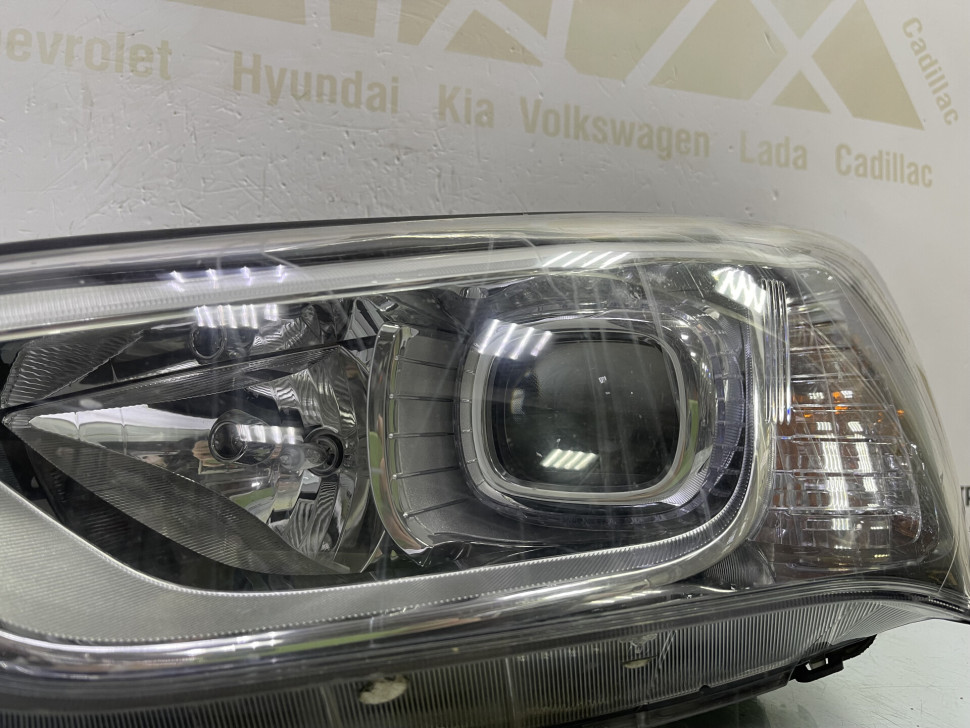 Фара левая Hyundai Santa Fe 3 дорестайлинг 2012-2015 oem 921012W205 Фара левая Hyundai Santa Fe 3 дорестайлинг 2012-2015 oem 921012W205