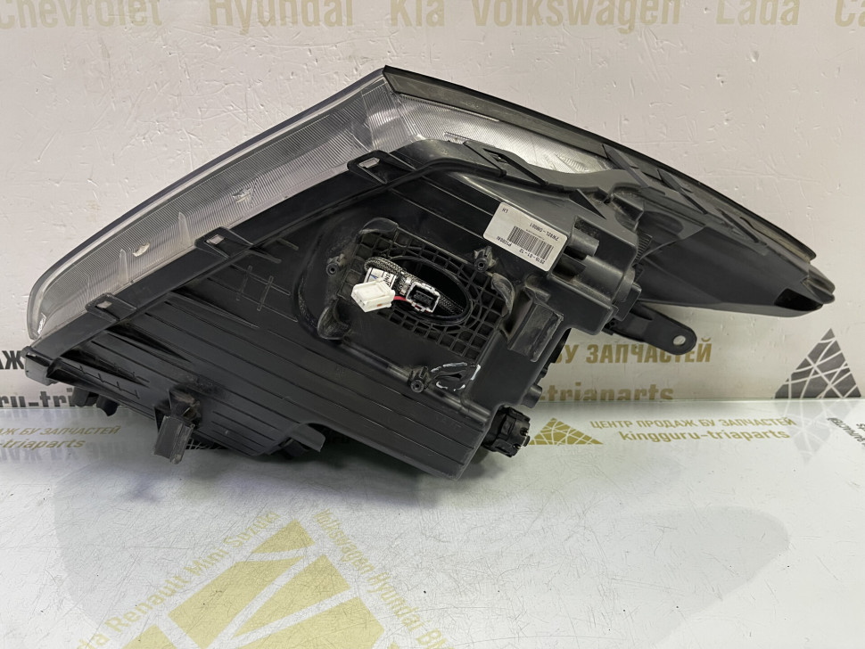 Фара левая Hyundai Santa Fe 3 дорестайлинг 2012-2015 oem 921012W205 Фара левая Hyundai Santa Fe 3 дорестайлинг 2012-2015 oem 921012W205