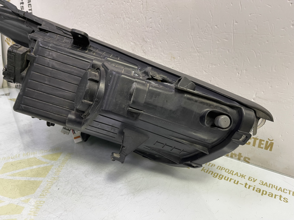 Фара левая Hyundai Santa Fe 3 дорестайлинг 2012-2015 oem 921012W205 Фара левая Hyundai Santa Fe 3 дорестайлинг 2012-2015 oem 921012W205