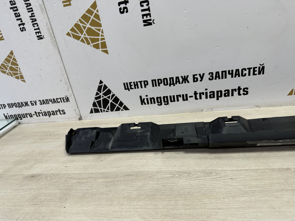 Порог правый бу Renault Sandero Stepway 2 OEM 764266165R