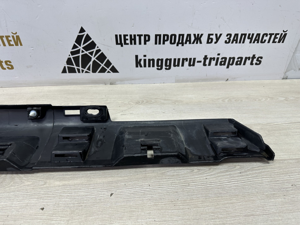 Порог правый бу Renault Sandero Stepway 2 OEM 764266165R