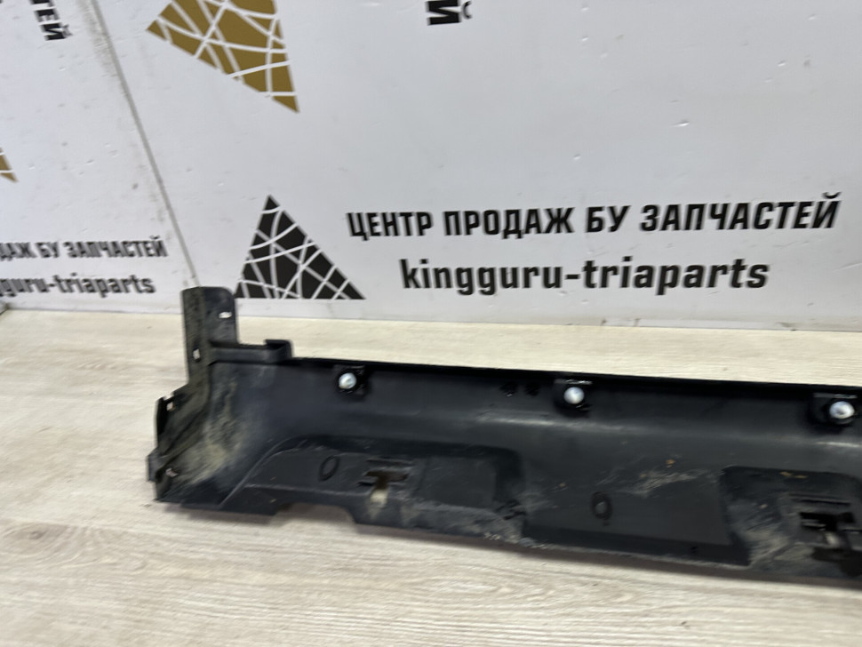 Порог правый бу Renault Sandero Stepway 2 OEM 764266165R