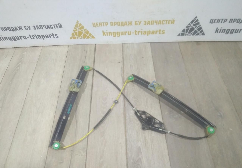 Стеклоподъемник передней правой двери электрический бу Skoda Octavia A7 OEM 5E0837462A